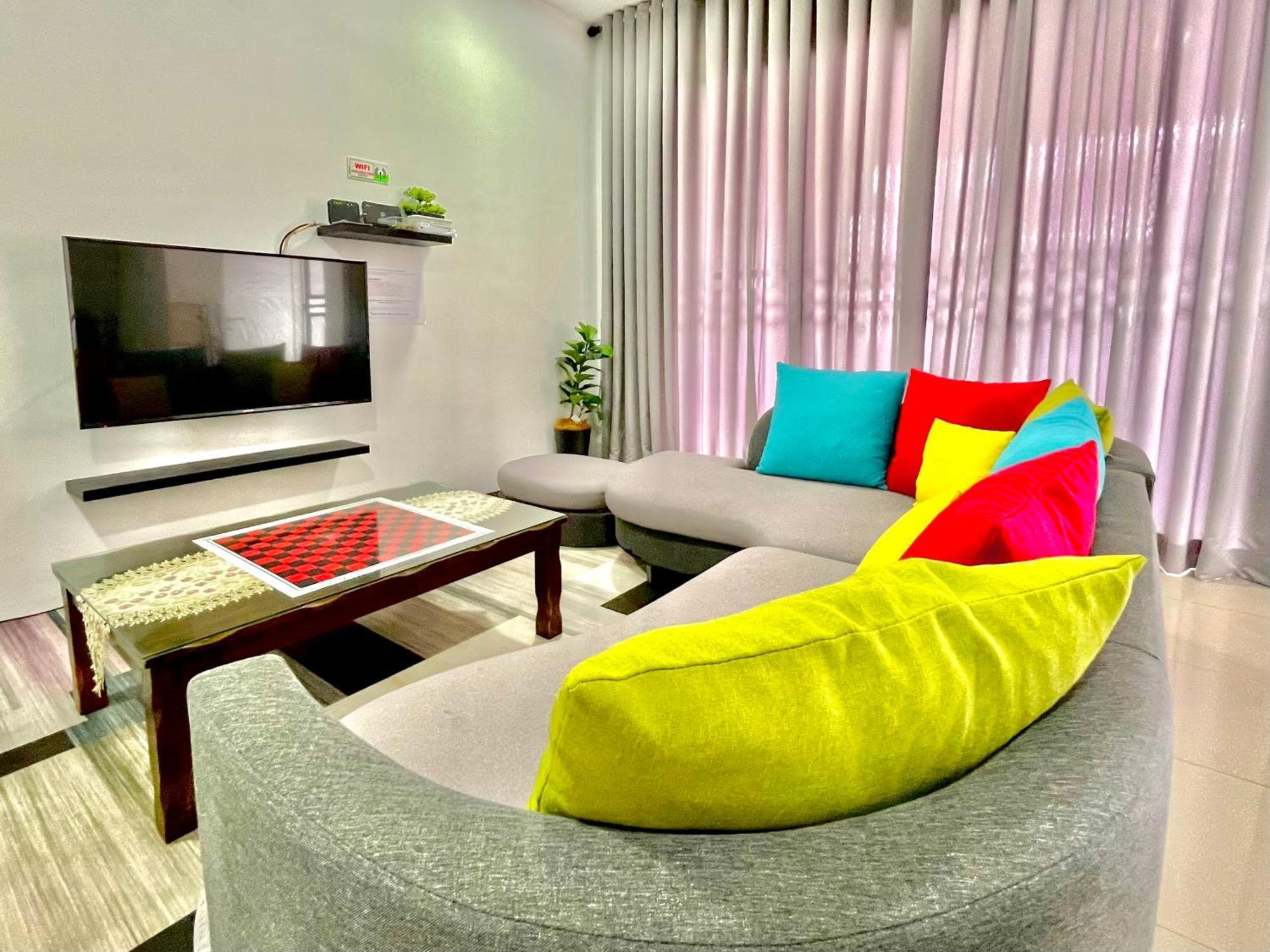 Hanan Homestay Klebang Ipoh With A View Of Mount Korbu, For Musl!M Only!! Kültér fotó